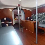 Bateau-hôtel Fractal - Vintage Sailboat In Belém