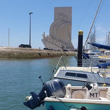 보트호텔 Fractal - Vintage Sailboat In Belem
