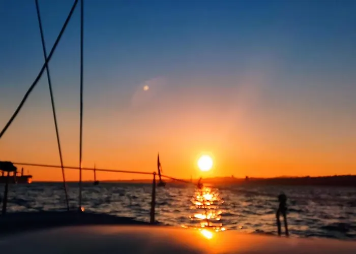 Fractal - Vintage Sailboat In Belem Botel *